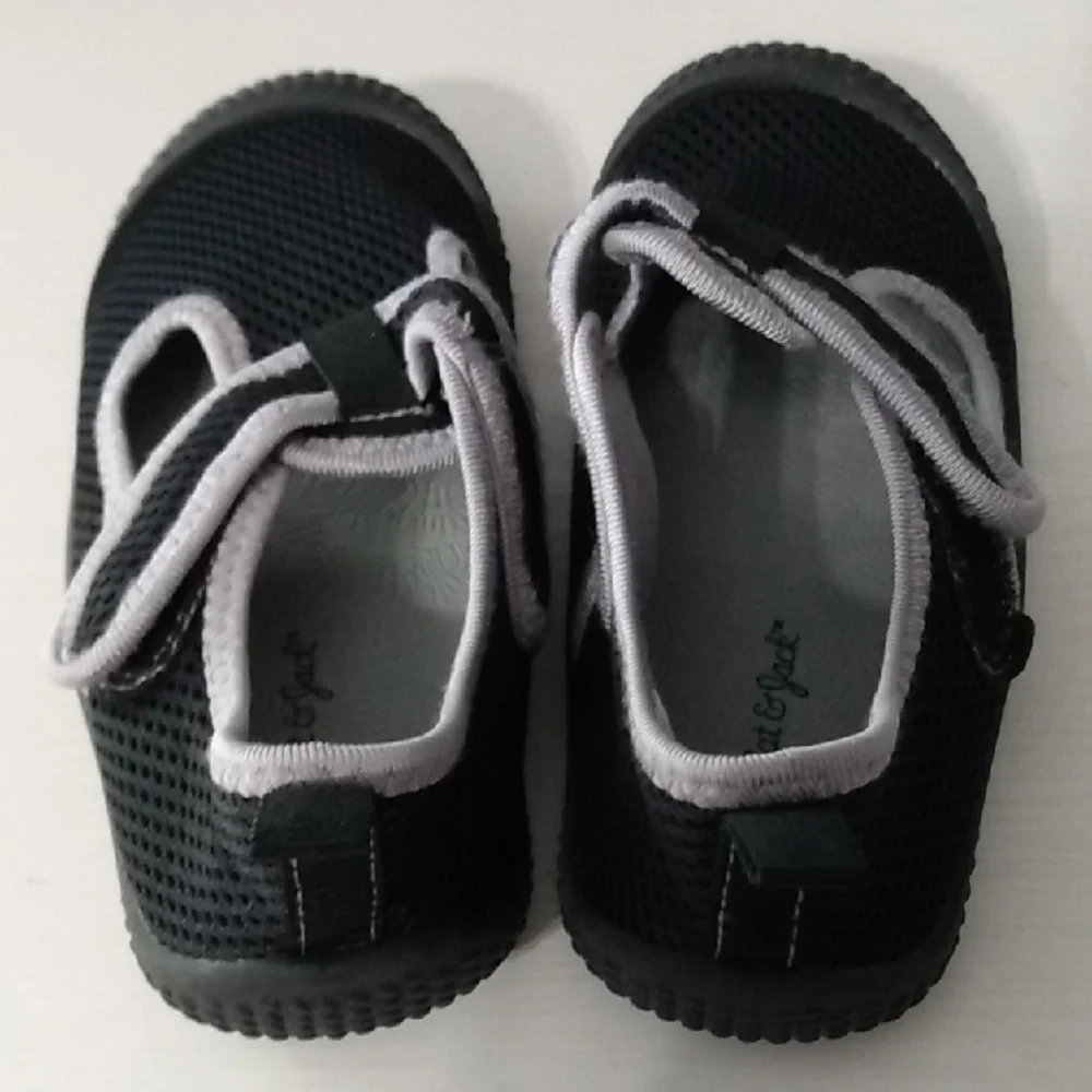Cat & Jack Black and Gray Kids Water Shoes W/ Velcro Strap Size 11 - Cushioned
